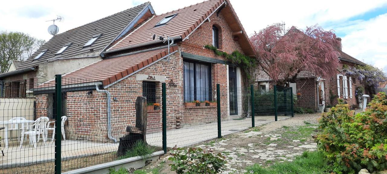 Villa L Atelier Des Reves Cressonsacq Esterno foto