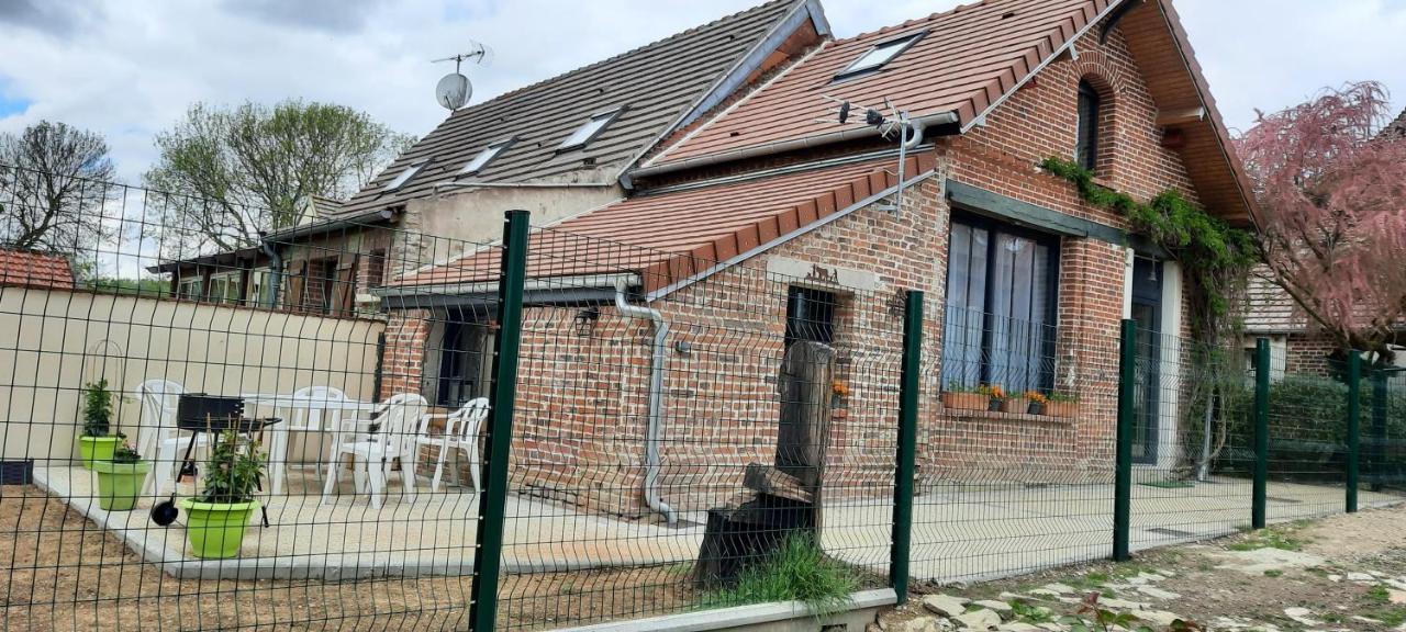 Villa L Atelier Des Reves Cressonsacq Esterno foto